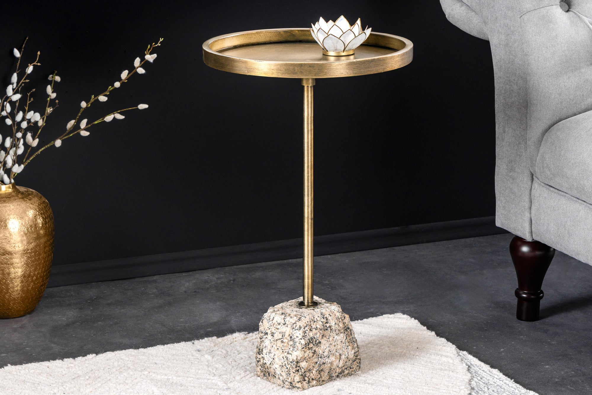 table-dappoint-trayful-60-cm,-faite-a-la-main,-en-laiton-antique,-fer-et-base-en-marbre-naturel_44847 (inv)