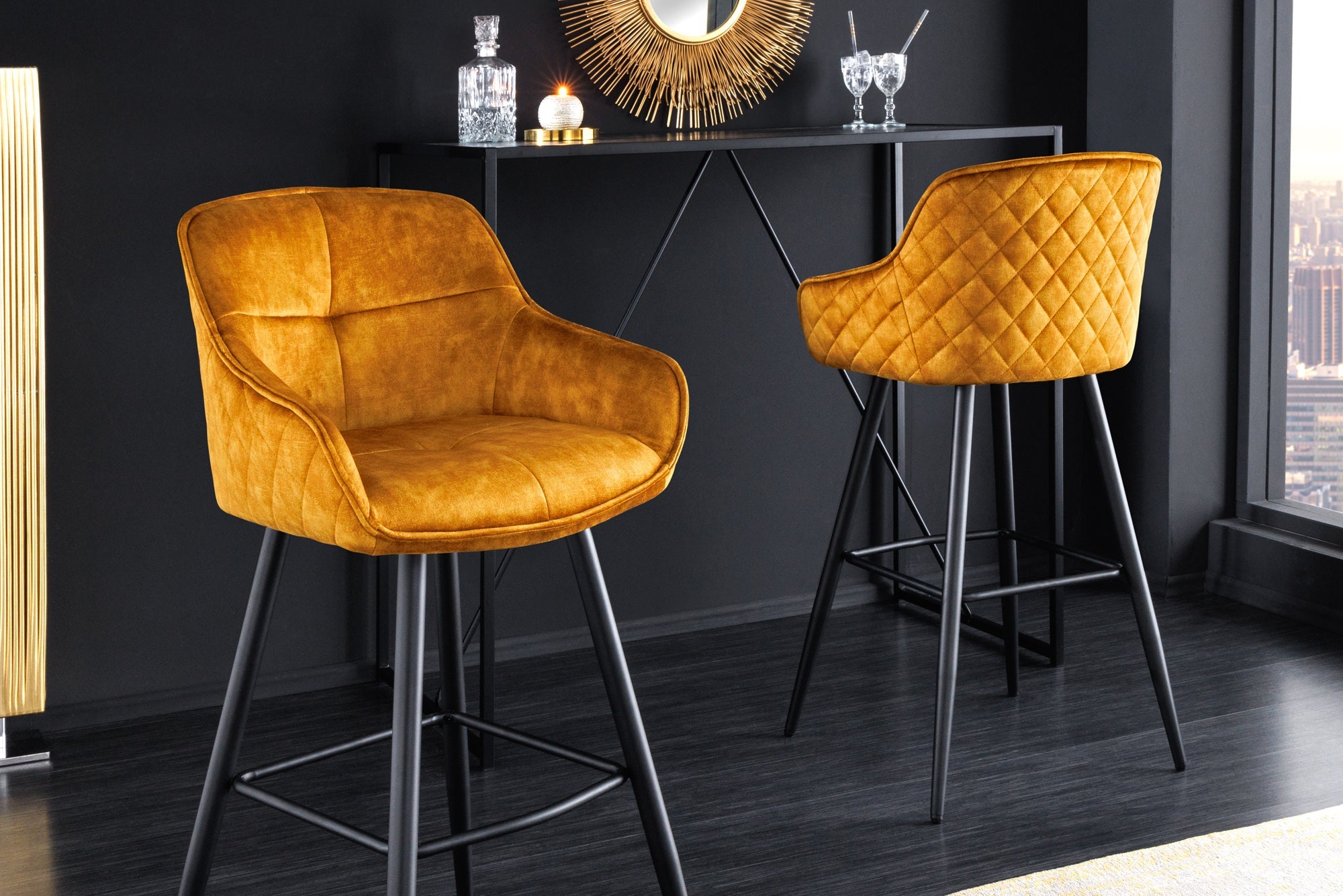 Tabouret de bar design EUPHORIA velours jaune moutarde pieds métal noir chaise de bar avec dossier