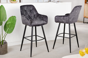 Tabouret de bar design MILANO chaise de bar en velours gris avec dossier en métal matelassé Chesterfield noir