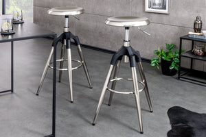 Tabouret de bar réglable en hauteur INDUSTRIAL chrome brossé argent noir métal rond rotatif (réf. 43655)
