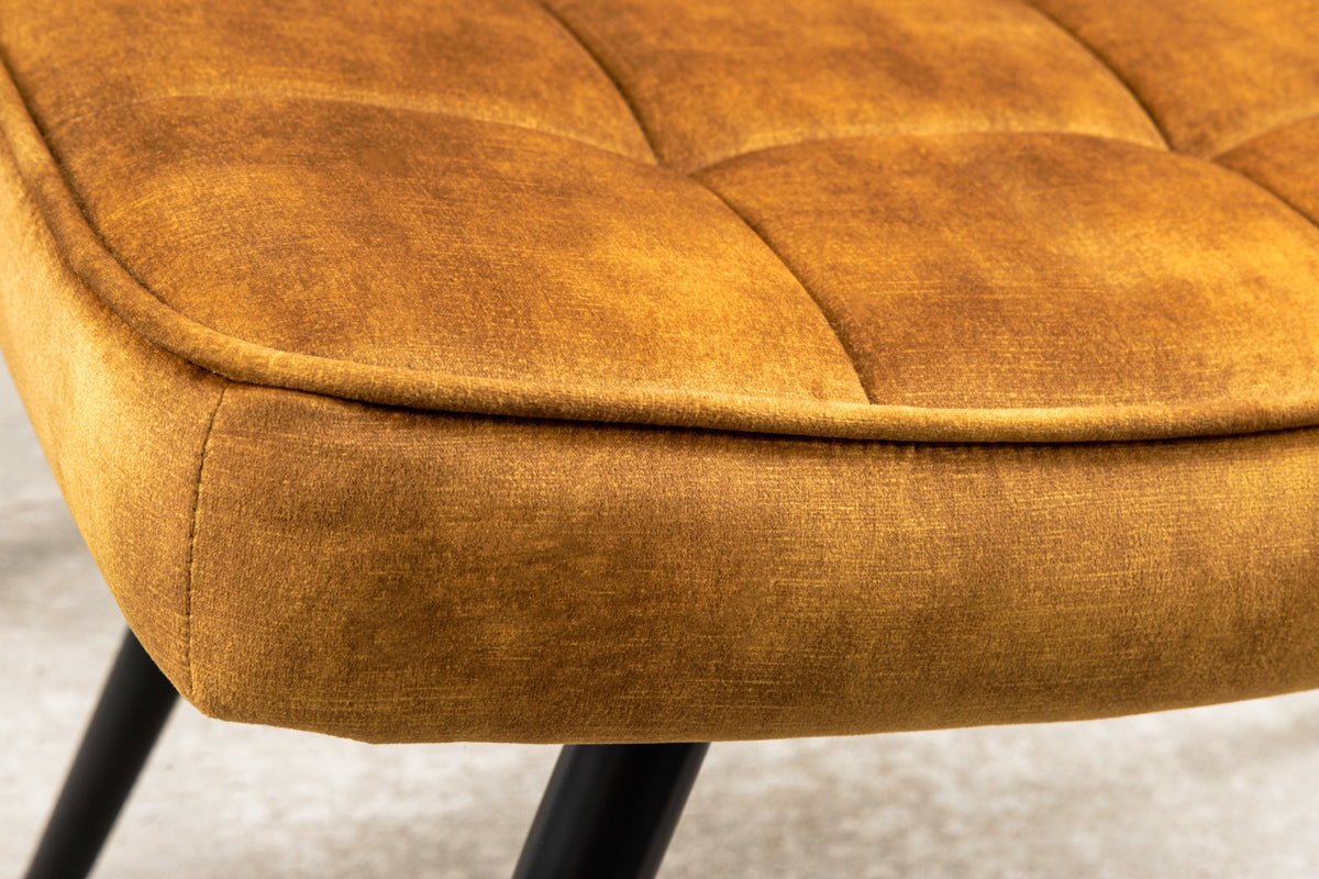 Tabouret moderne SCANDINAVIA jaune moutarde velours pieds métalliques noirs repose-pieds