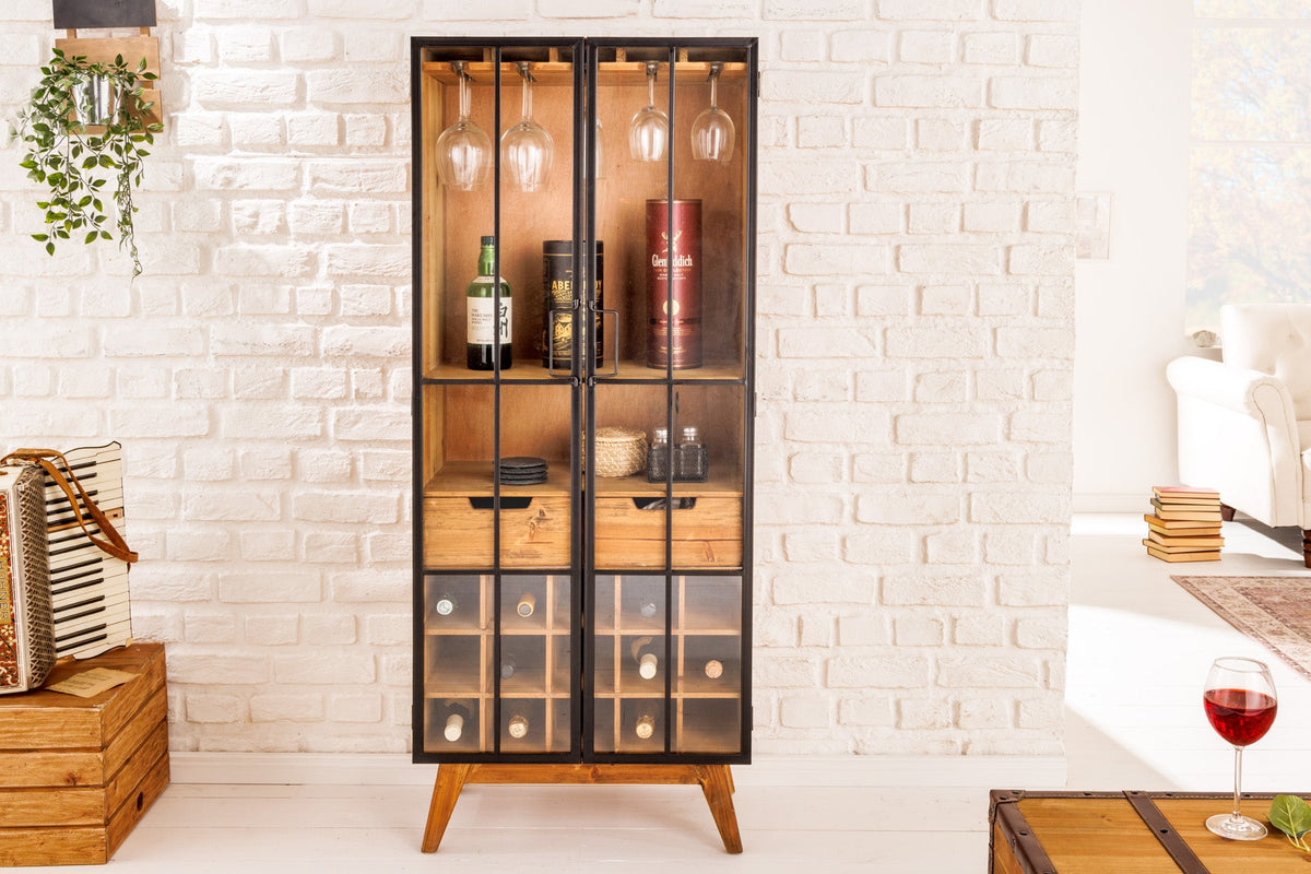 Vitrine solide SEVEN SEAS 150cm pin naturel portes industrielles meuble de bar en métal