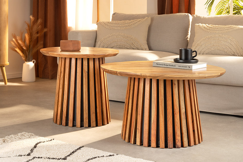 Set de 2 tables basses GATSBY 100 cm en bois d’acacia brun, forme organique, table d’appoint