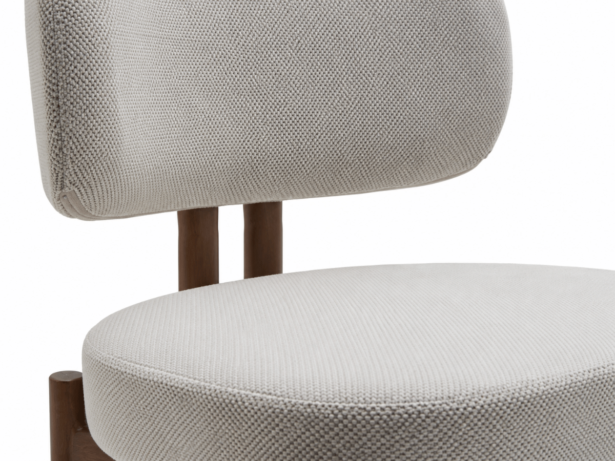 Chaise Passy en tissu texturé avec pieds effet bois – Lot de 2