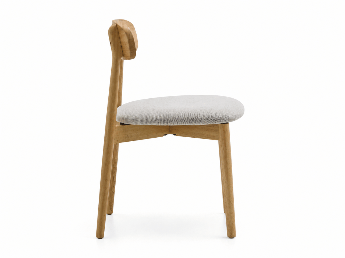 Lot de 4 chaises Varenne – bois clair, tissu doux et lignes élégantes