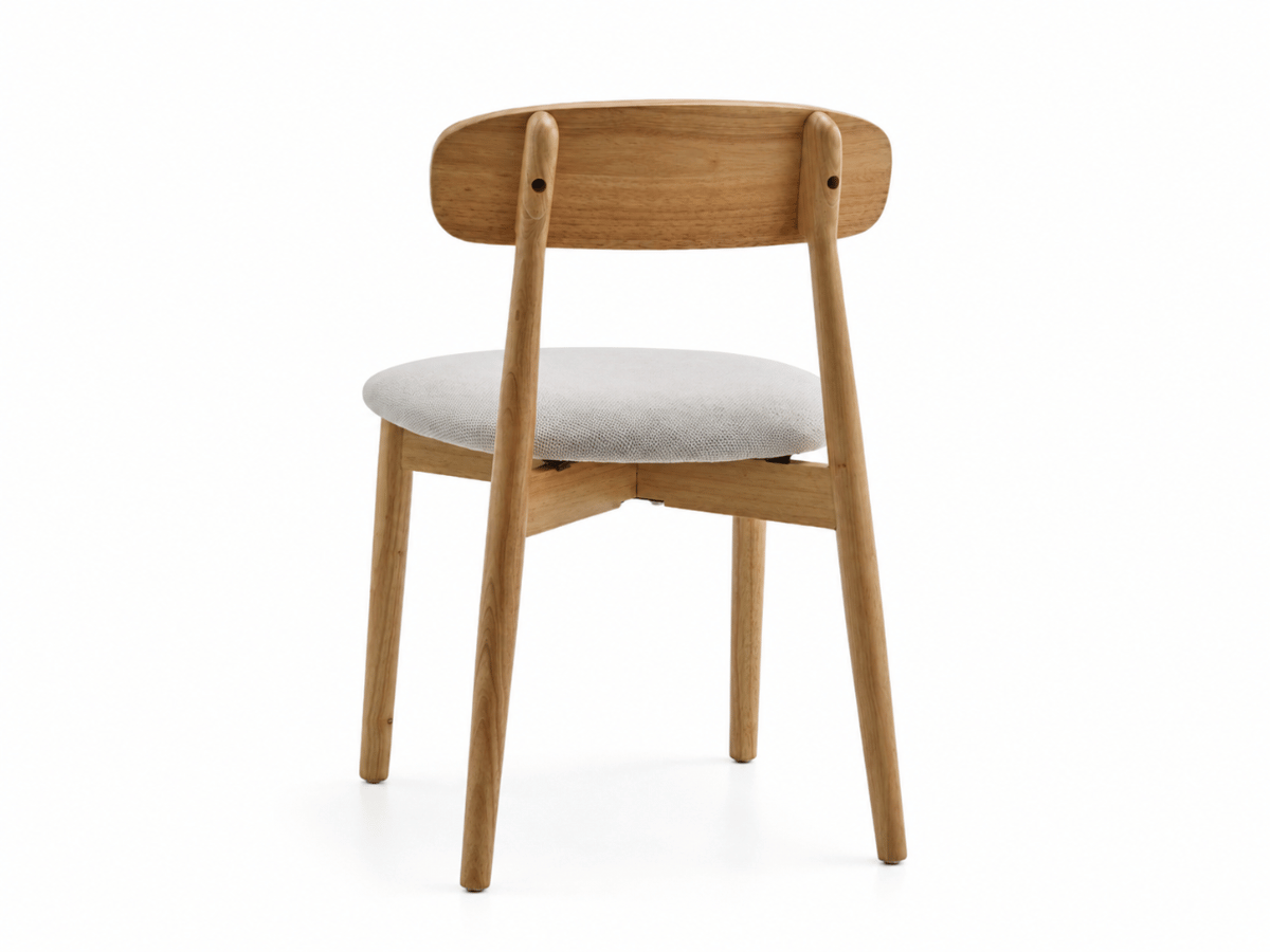Lot de 4 chaises Varenne – bois clair, tissu doux et lignes élégantes