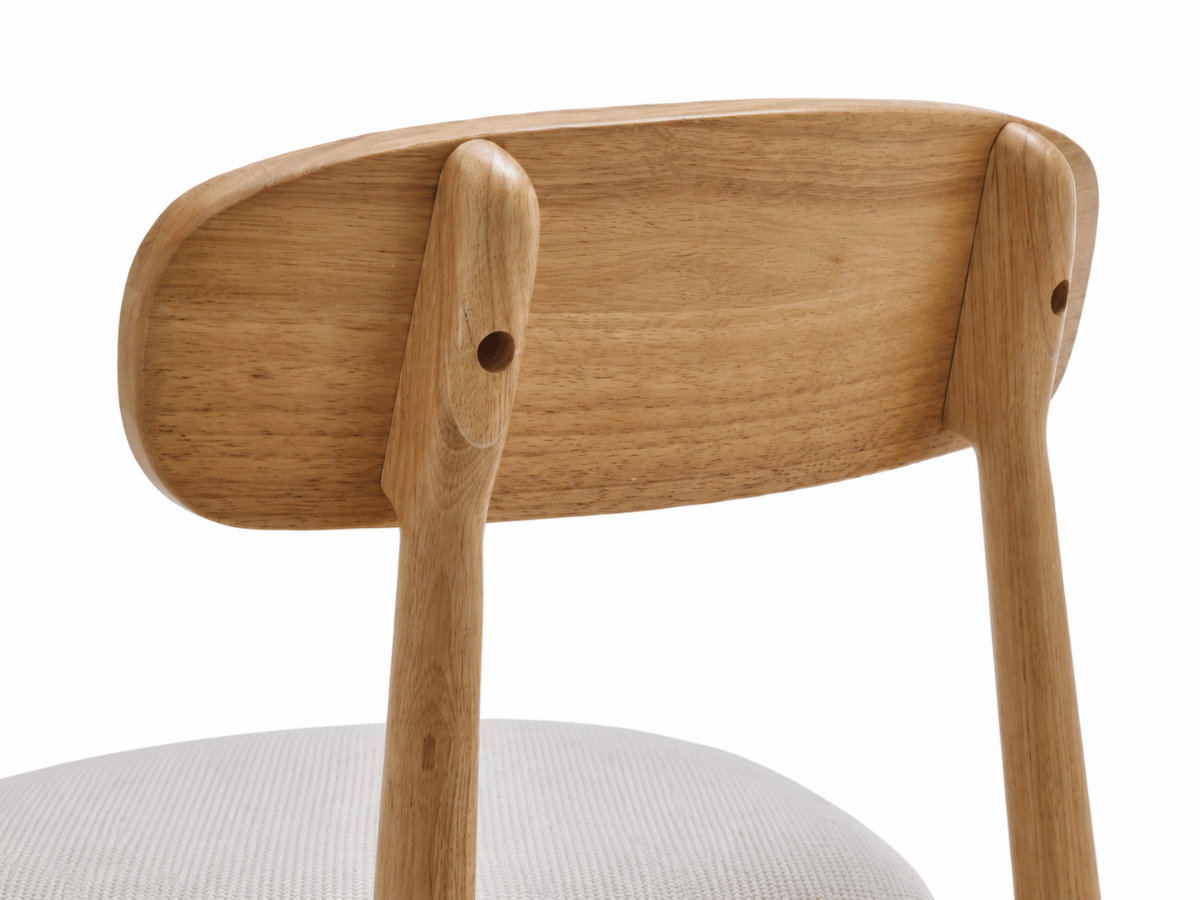 Lot de 4 chaises Varenne – bois clair, tissu doux et lignes élégantes