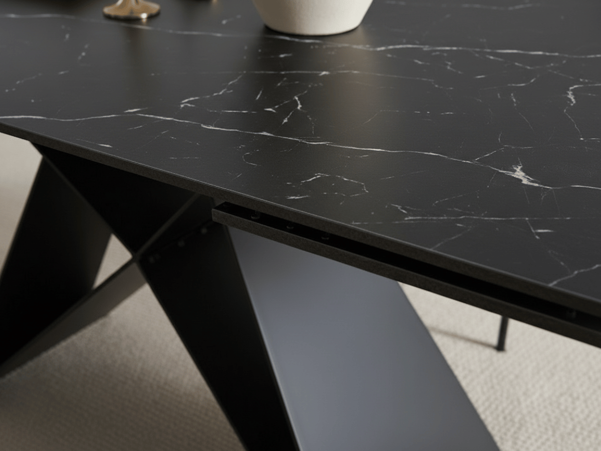 Table à manger extensible MASDAR en céramique – 180 cm fermée / 260 cm ouverte