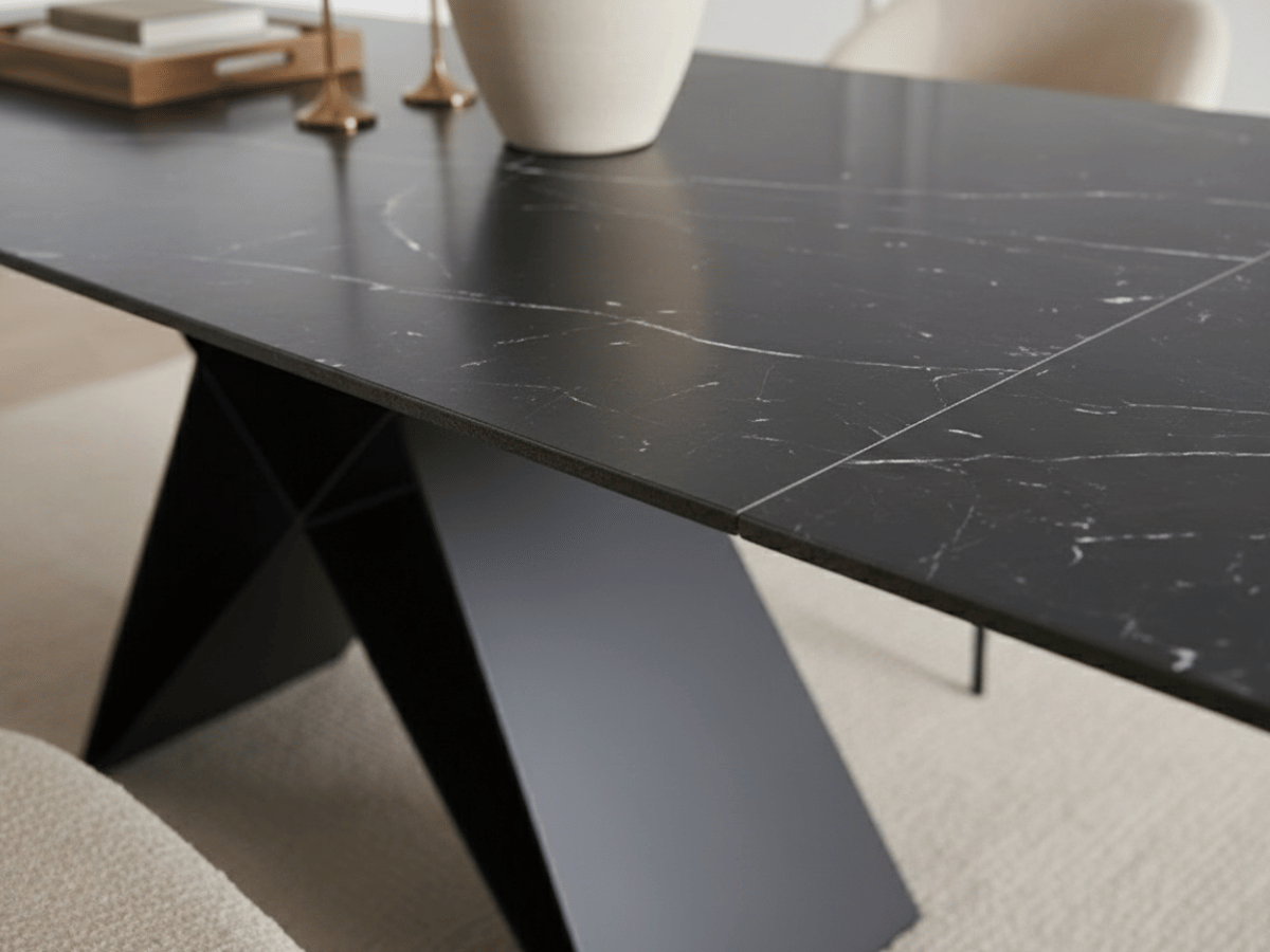 Table à manger extensible MASDAR en céramique – 180 cm fermée / 260 cm ouverte