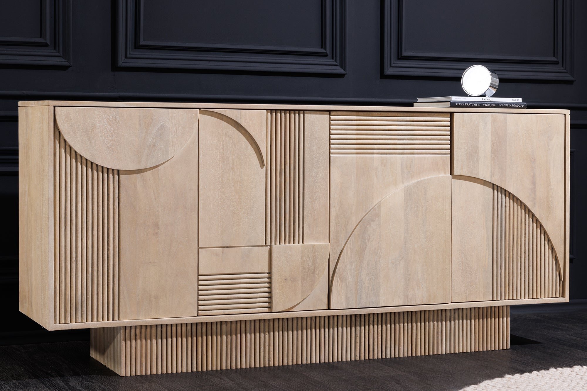 Buffet design ART DECO 170cm en manguier massif cérusé blanc façade 3D