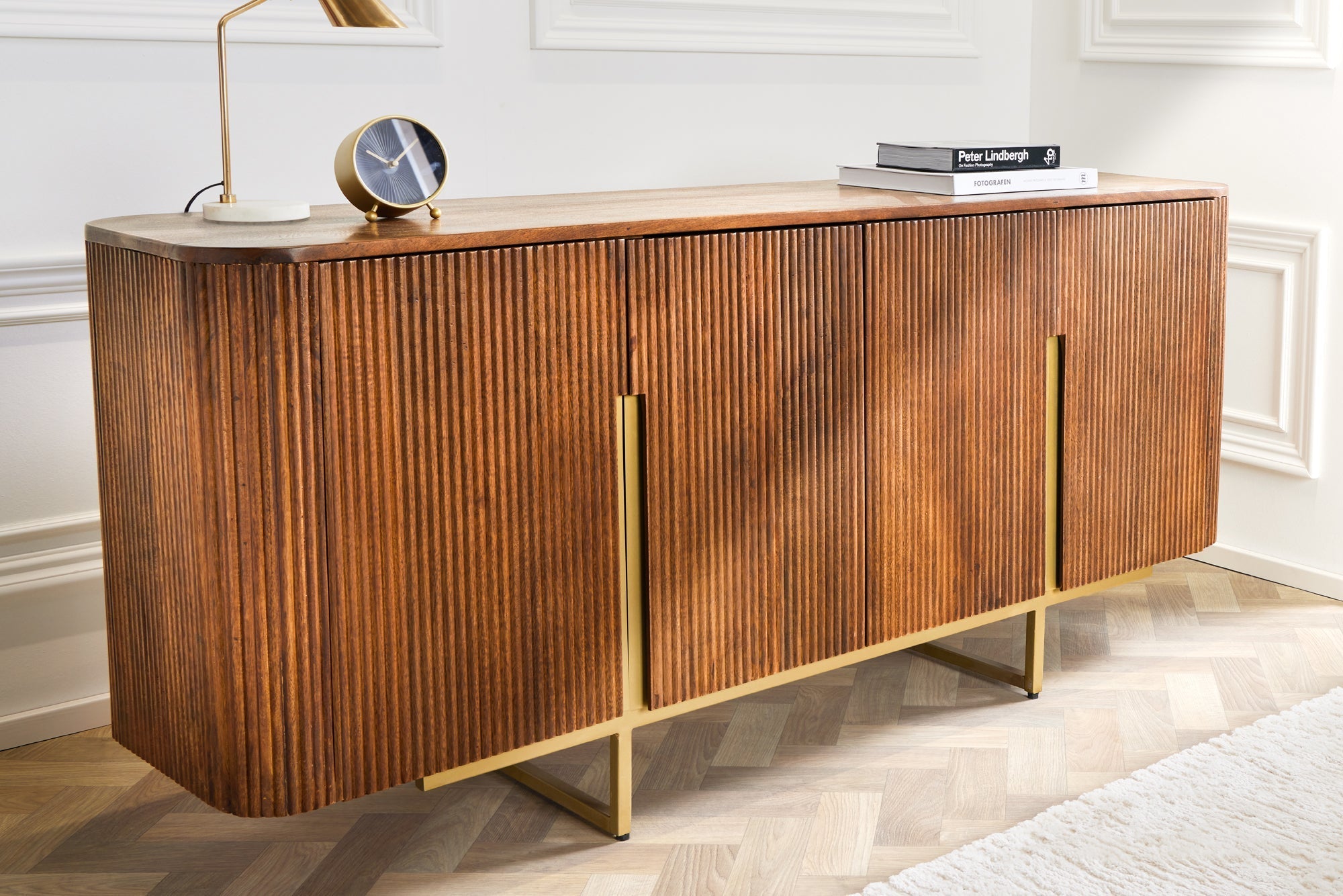 Buffet design GATSBY 160cm marron mat doré bois de manguier rétro