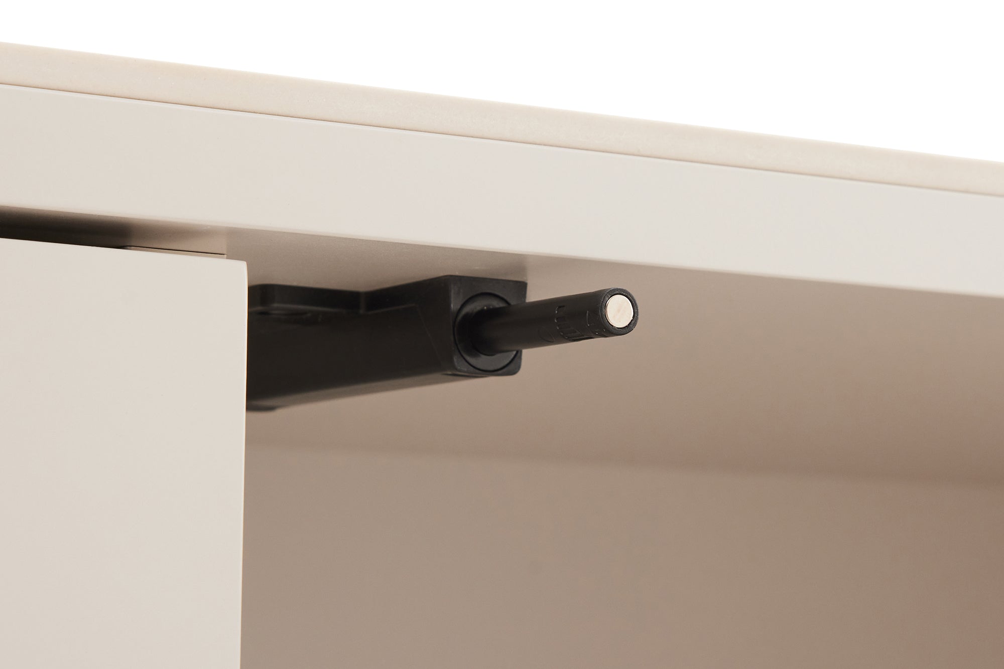 Buffet design SAVOY 130cm cachemire marbre blanc céramique avec rangements et façade 3D