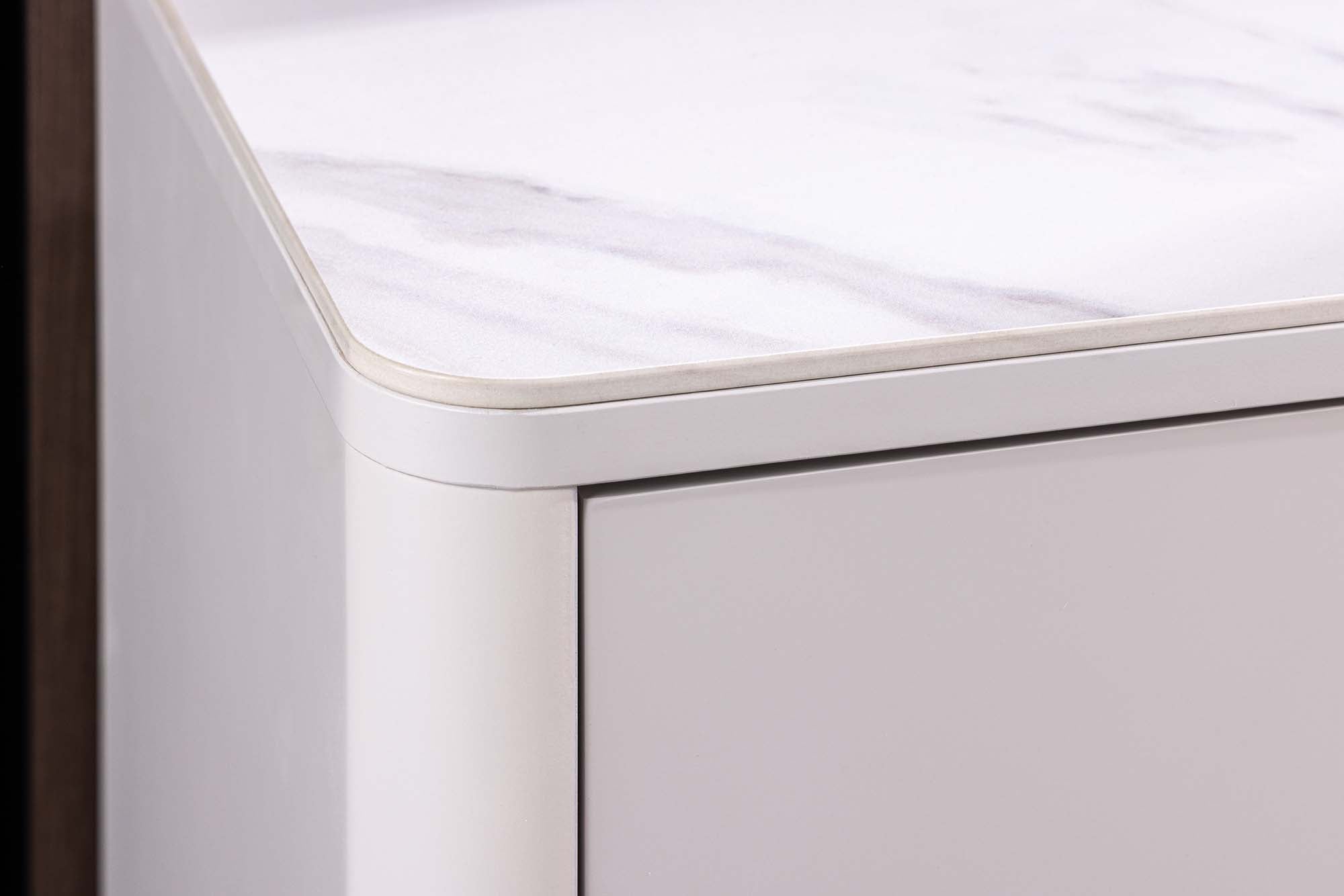 Buffet design SAVOY 180cm céramique marbre blanc cachemire avec rangements et façade 3D