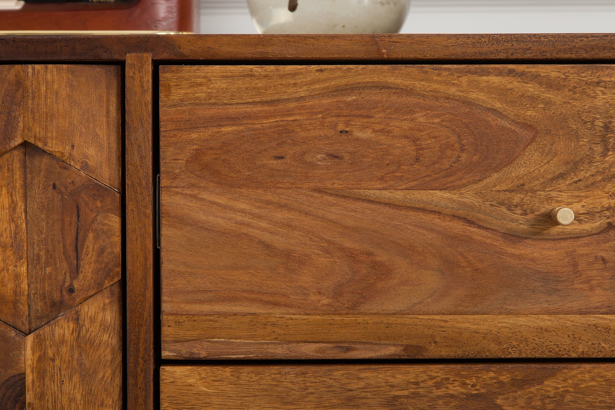 Buffet en bois massif MYSTIC LIVING 145cm commode finition pierre de Sheesham marron