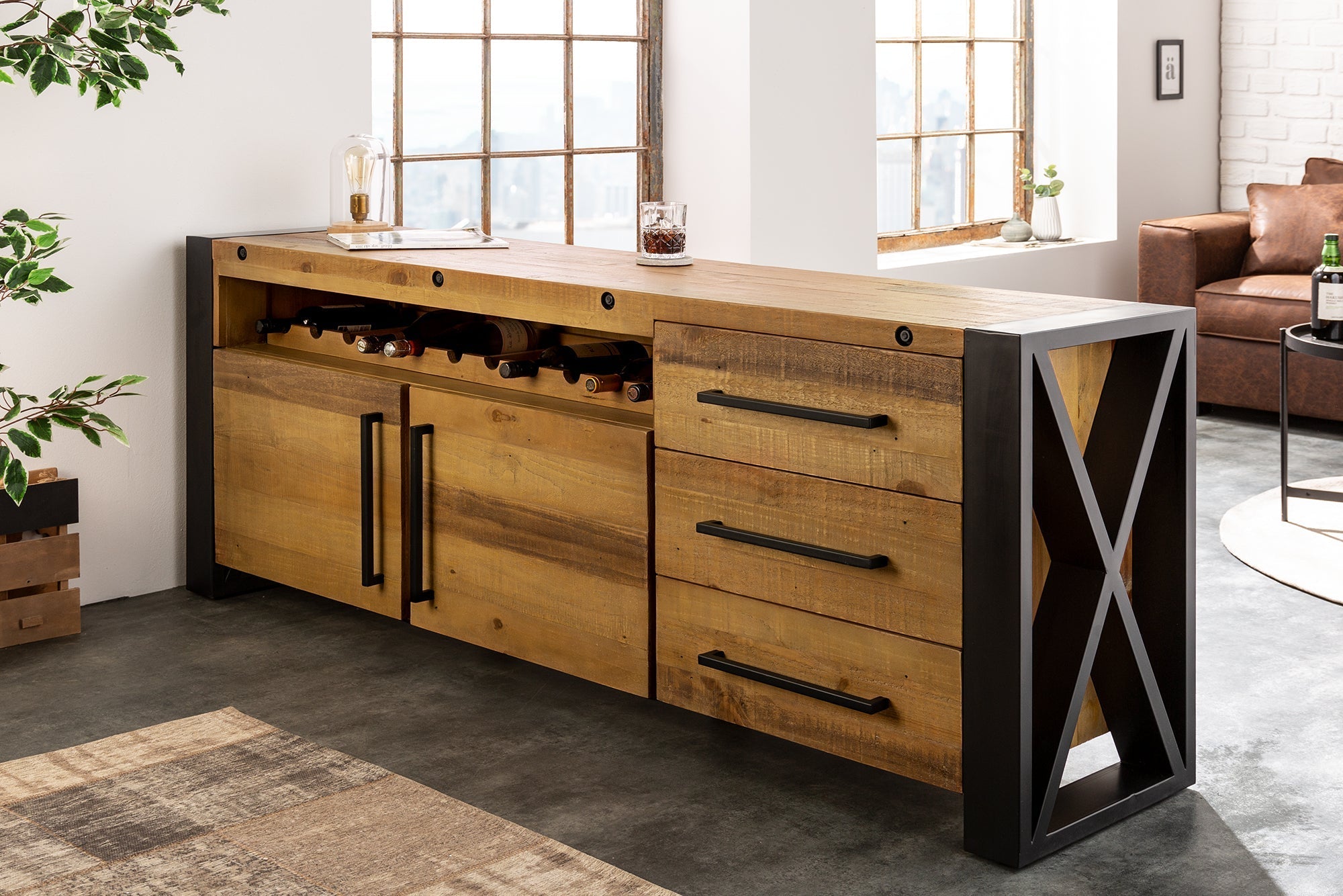 Buffet en bois massif THOR 195cm pin marron avec tiroirs casier à vin design industriel