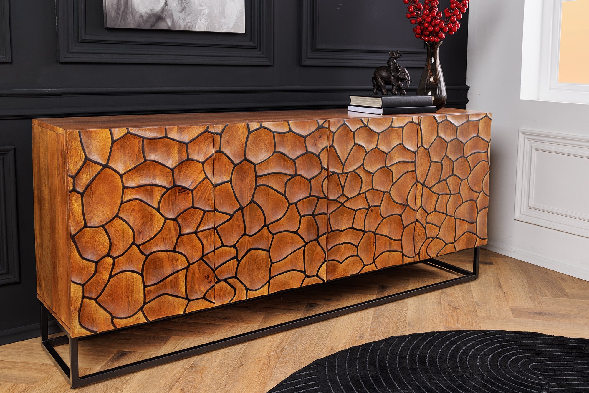 Buffet en bois massif VULCANO 180cm en manguier marron avec sculptures 3D structure en métal noir fait main