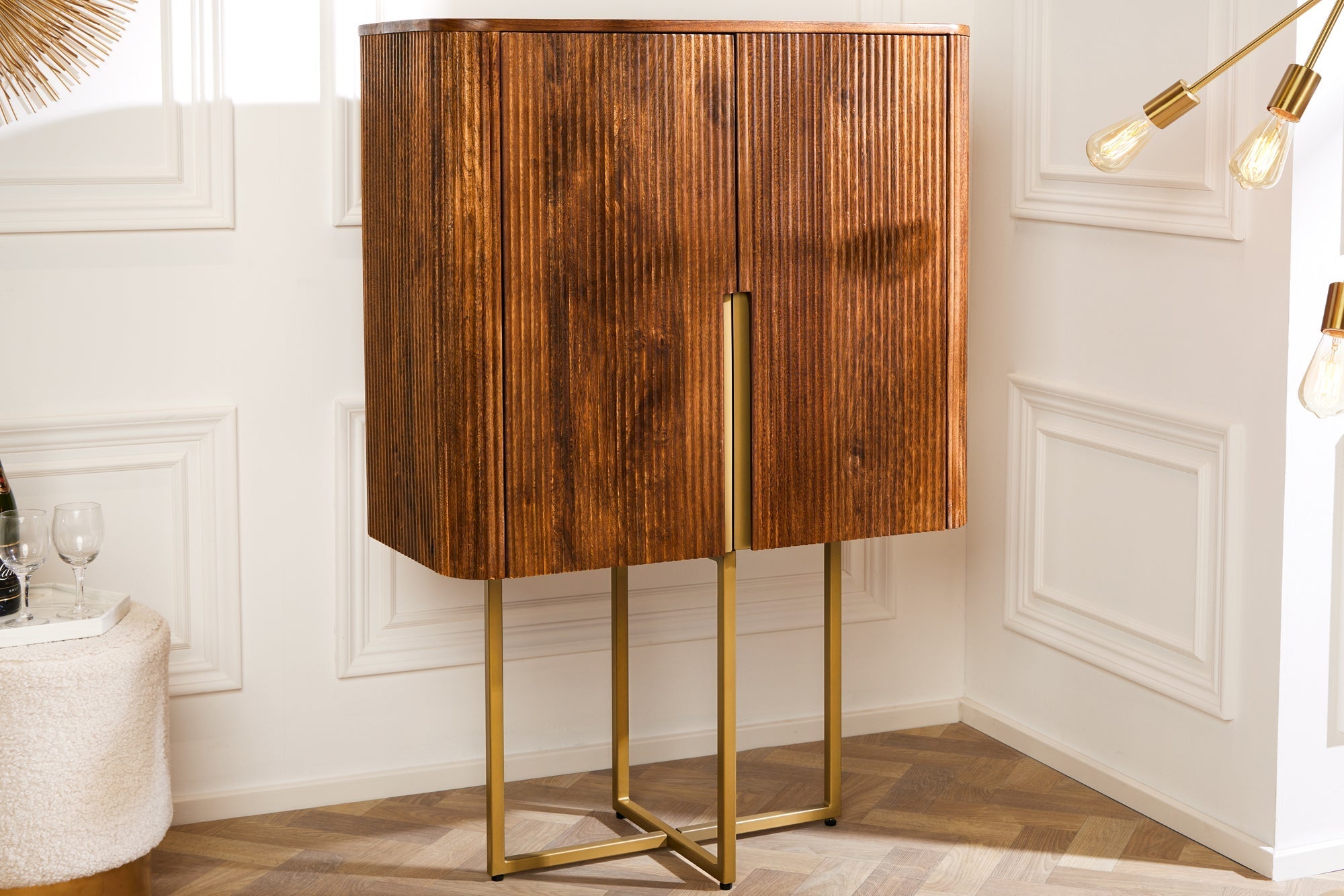 Buffet haut design GATSBY 125cm marron mat doré bois de manguier rétro