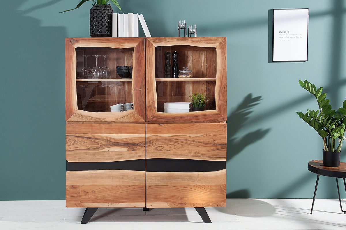 Buffet haut massif AMAZONAS 140cm vitrine en métal acacia bord d’arbre