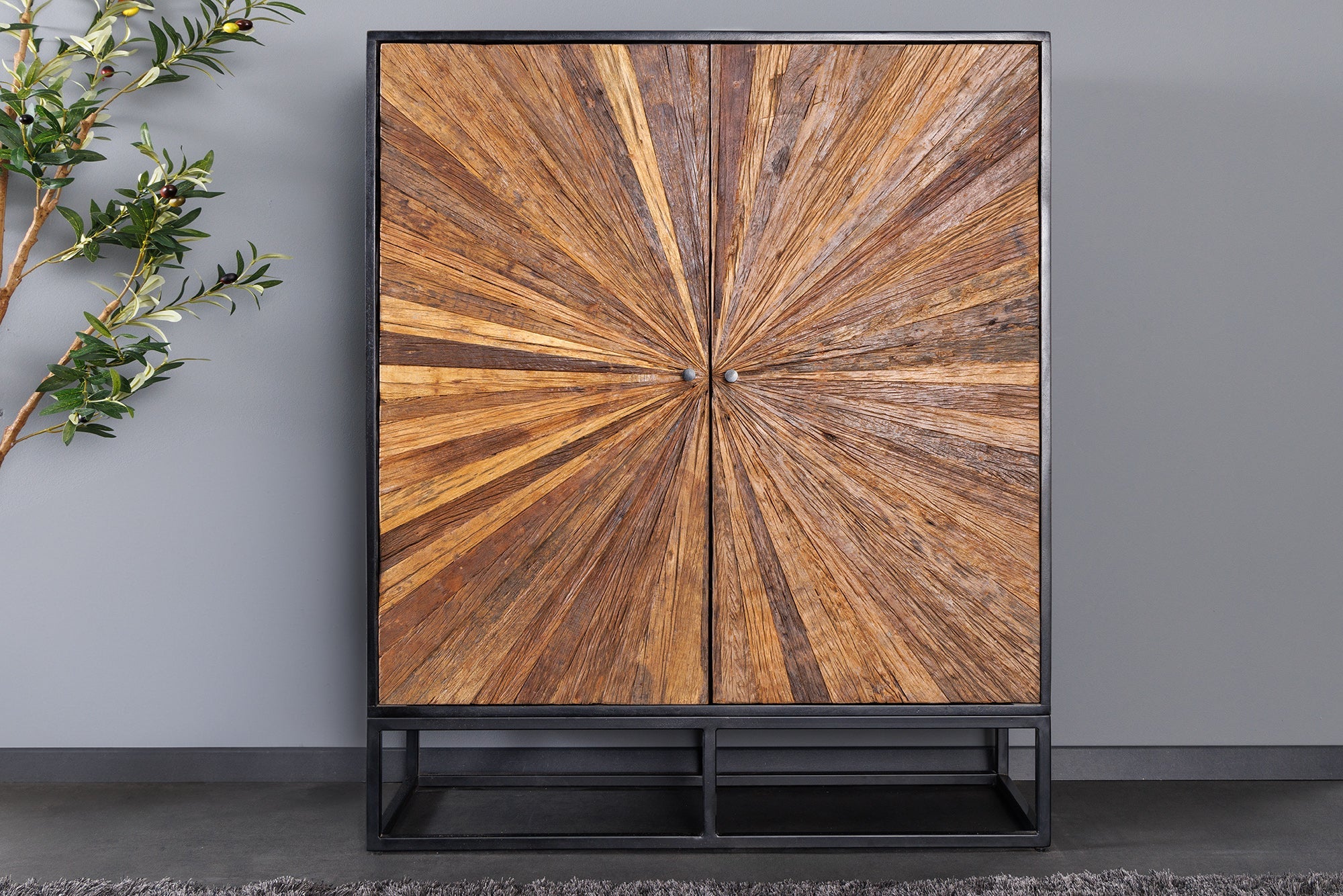 Buffet haut massif BARRACUDA 120cm en manguier marron avec façade en teck métal noir