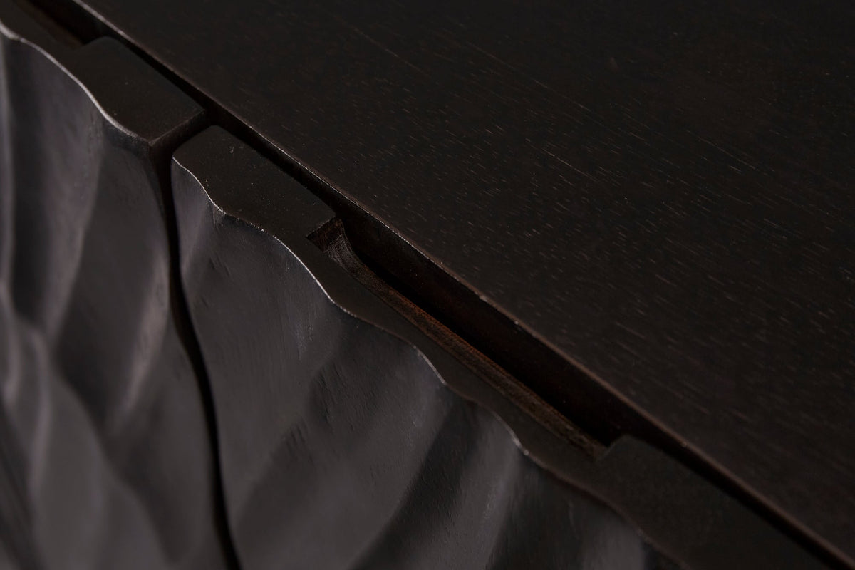 Buffet haut massif SCORPION 120 cm en bois de manguier noir avec sculptures 3D élaborées