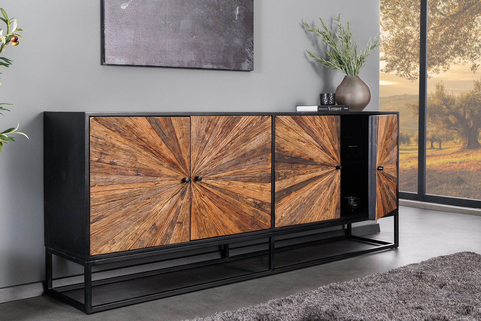 Buffet massif BARRACUDA 180cm en manguier marron avec façade en teck métal noir