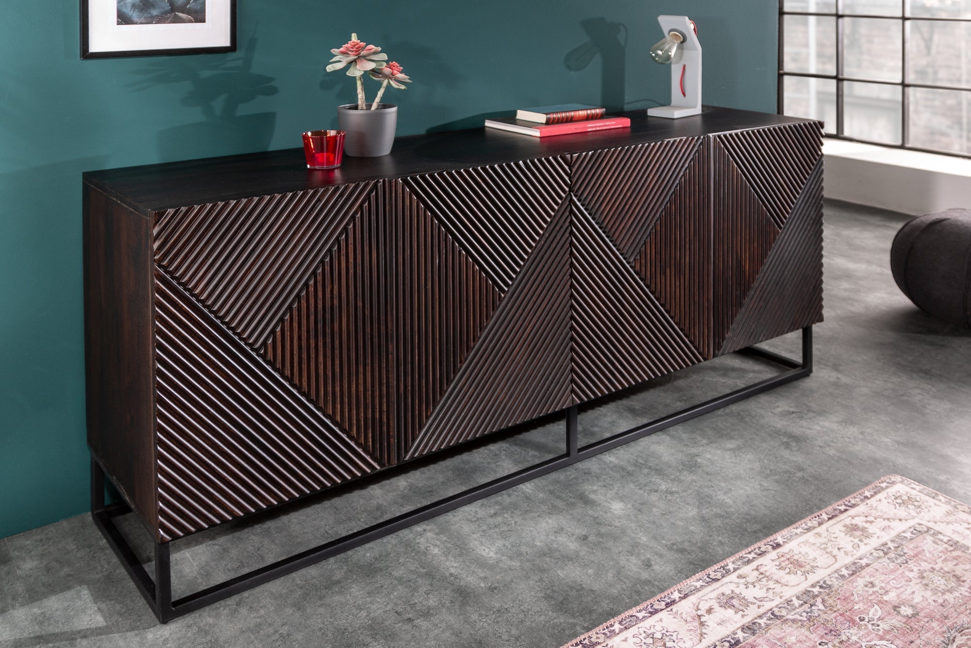 Buffet massif CREATIVO 180cm en bois de manguier élaboré façade 3D design rétro