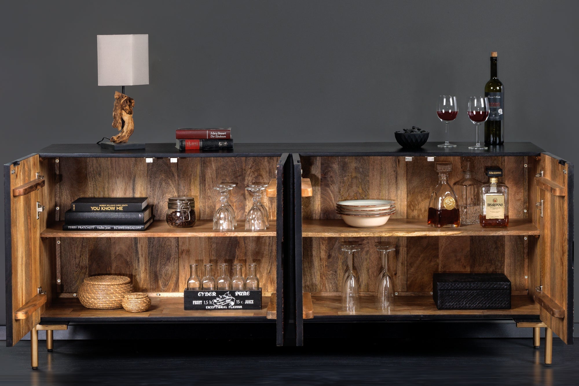 Buffet massif MANDALA 160cm en bois de manguier noir avec sculptures 3D pieds dorés