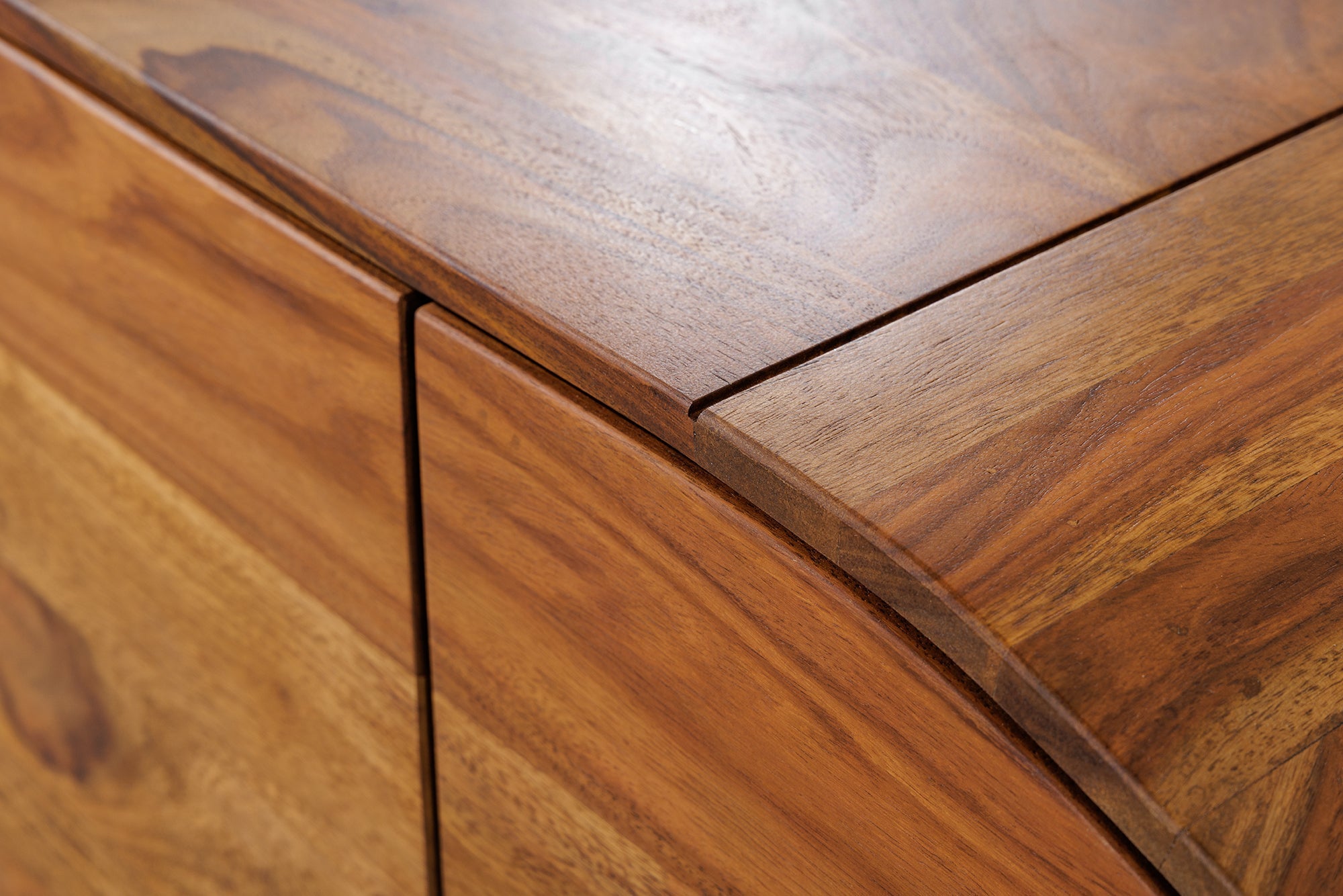 Buffet massif ORGANIKO 180cm bois de sesham marron finition pierre ovale