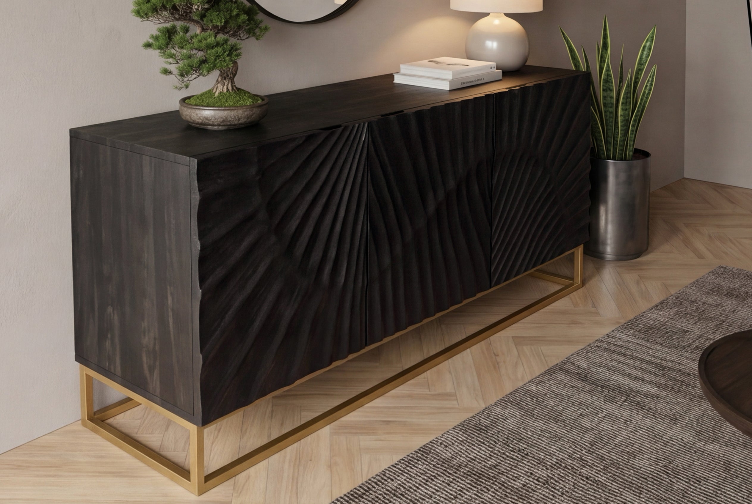 Buffet massif SCORPION 140cm en bois de manguier noir avec sculptures 3D élaborées