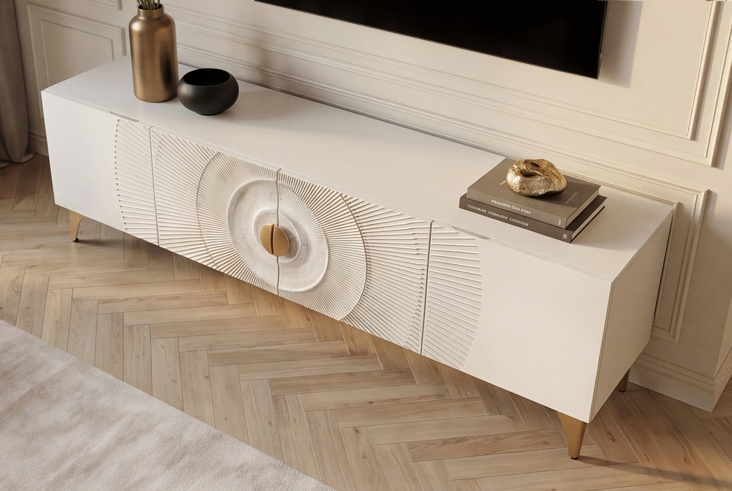 Buffet TV massif GOLDEN SUNSET 180cm or blanc bois de manguier sculptures 3D pieds métal