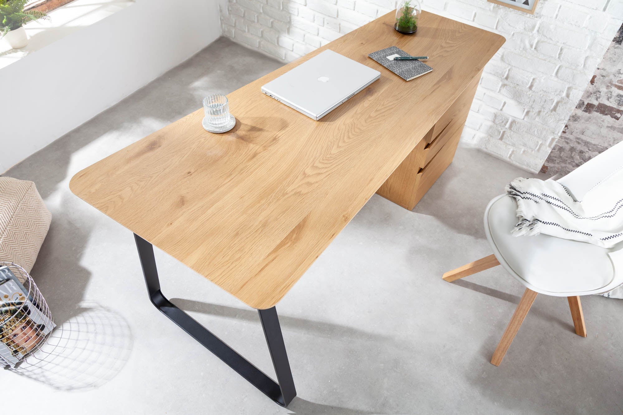 Bureau industriel STUDIO 160cm aspect chêne avec 3 tiroirs