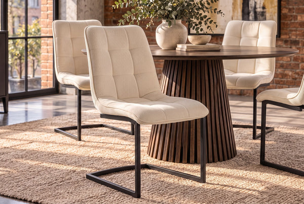 Chaises cantilever