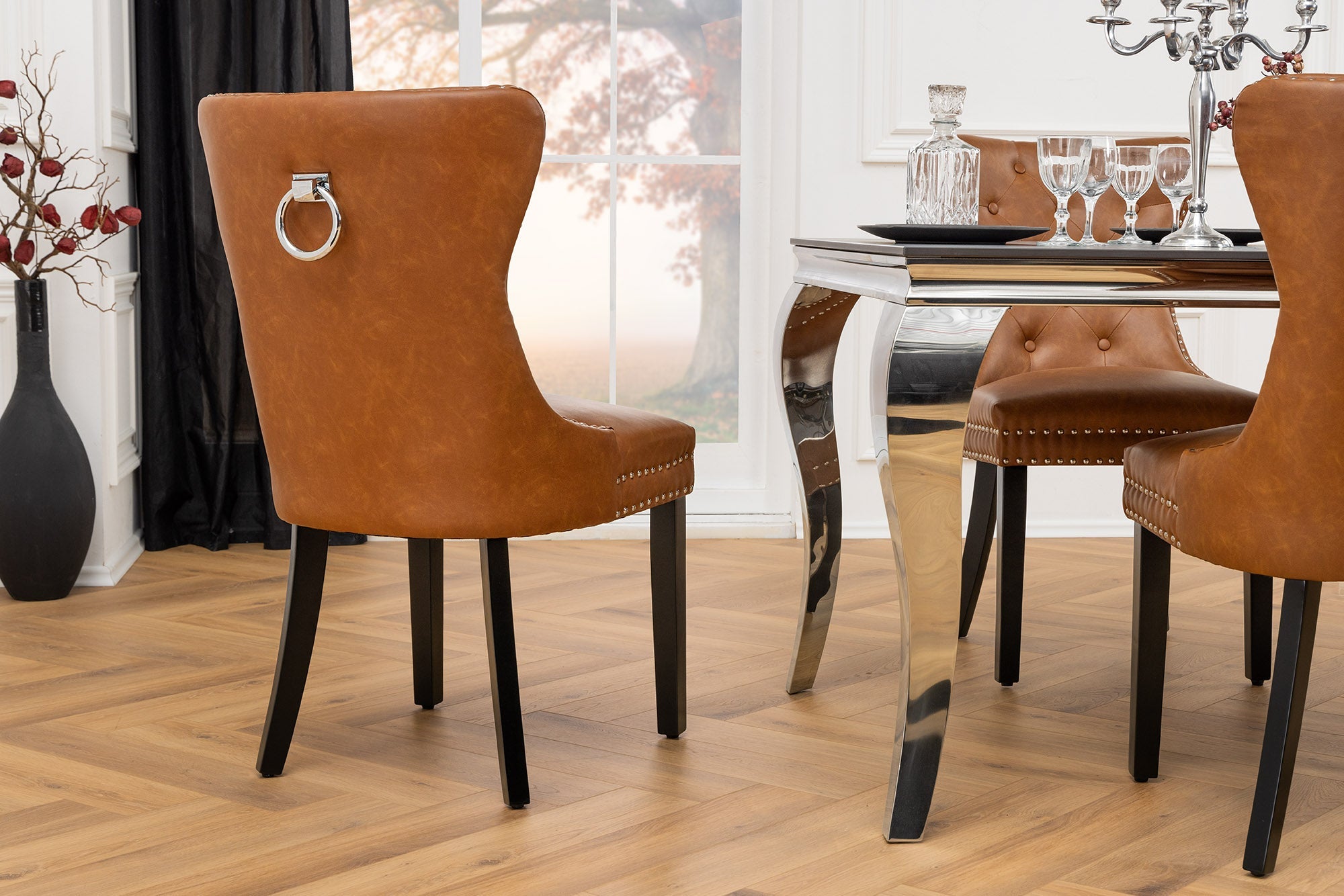 Lote de 2x sillones CASTLE Chesterfield de polipiel negra y madera maciza con asa confort