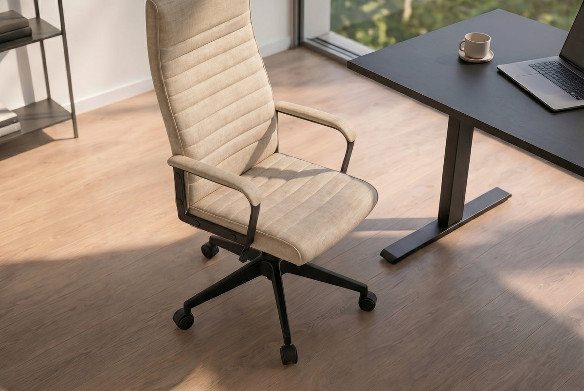 Chaise de bureau réglable en hauteur LAZIO beige Vogue velours pivotante à roulettes