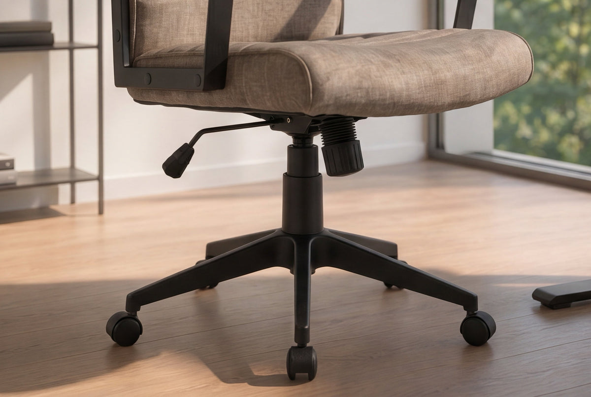 Chaise de bureau réglable en hauteur LAZIO taupe Vogue velours pivotante à roulettes