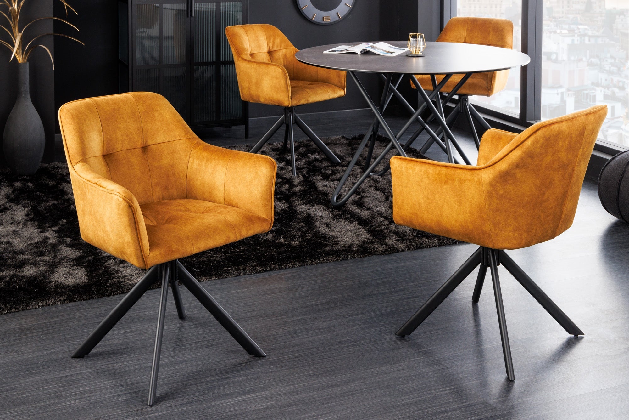 Lote de 2 sillas giratorias de terciopelo amarillo mostaza de diseño LOFT con estructura y reposabrazos de metal negro
