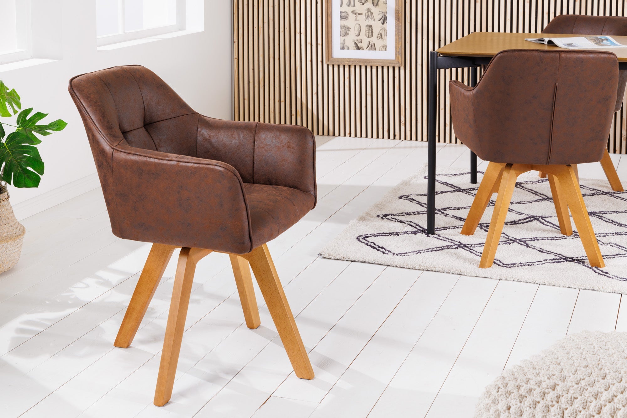 Lote de 2 sillas giratorias de microfibra marrón antiguo de diseño LOFT en haya maciza con reposabrazos