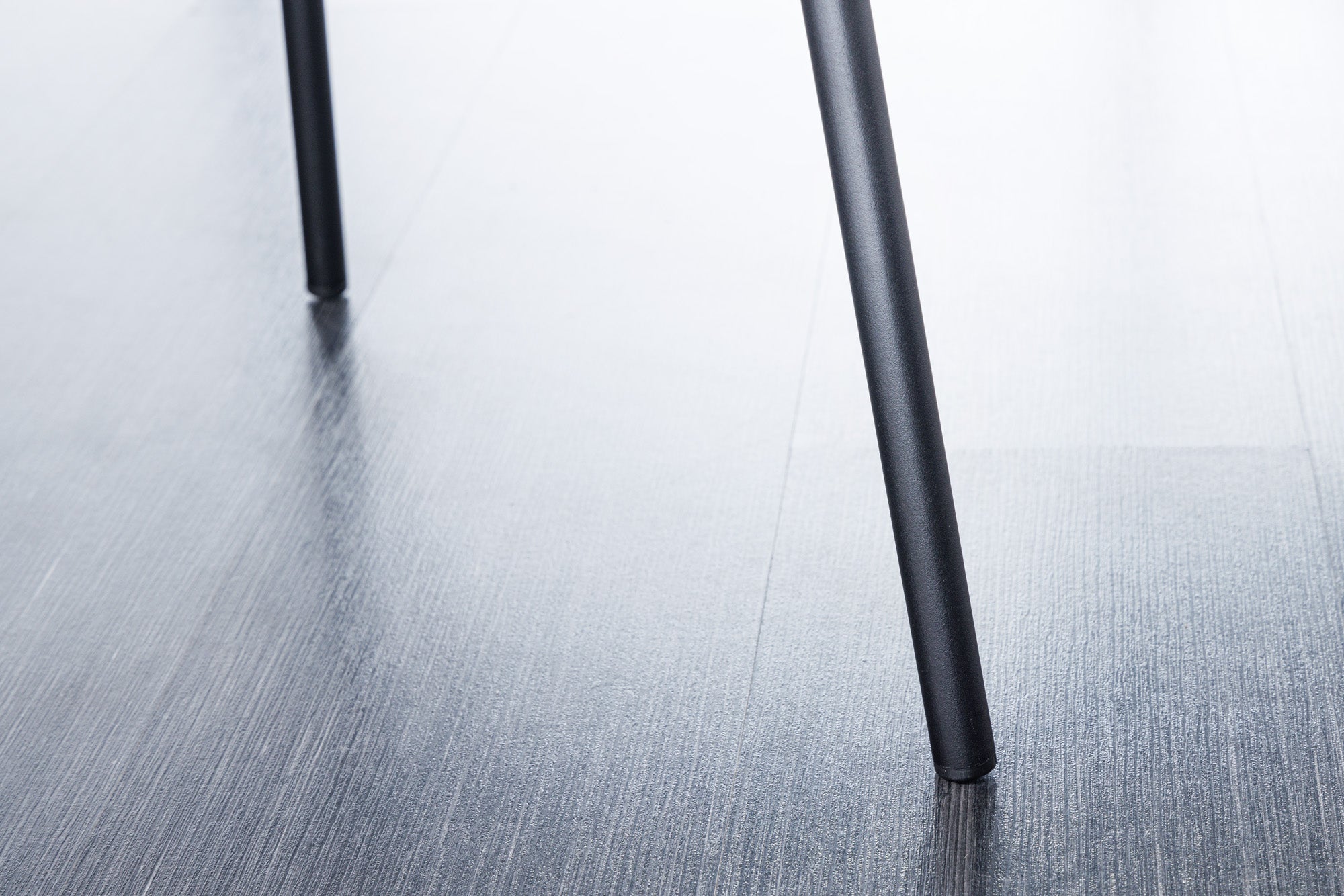Lote de 2x sillas de diseño VOGUE terciopelo gris patas de metal negro