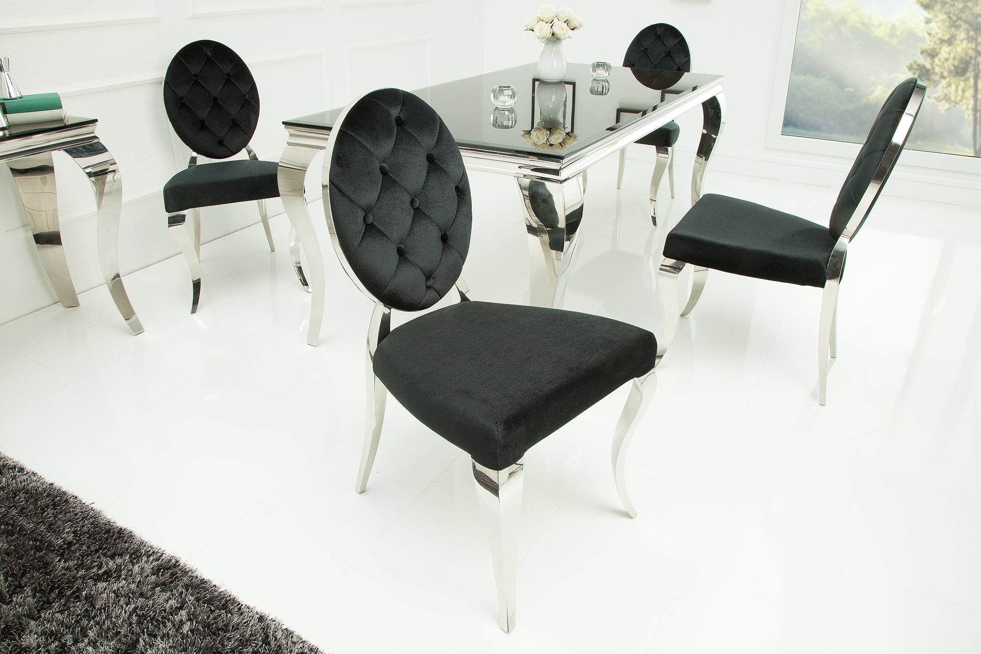 Lote de 2 elegantes sillas MODERNE BAROQUE de terciopelo negro con patas de botón de acero inoxidable
