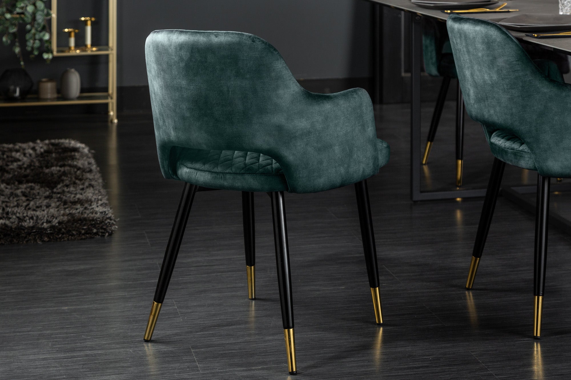 Lote de 2 elegantes sillas PARIS de terciopelo petróleo, costuras decorativas, puntas doradas, diseño retro, con reposabrazos