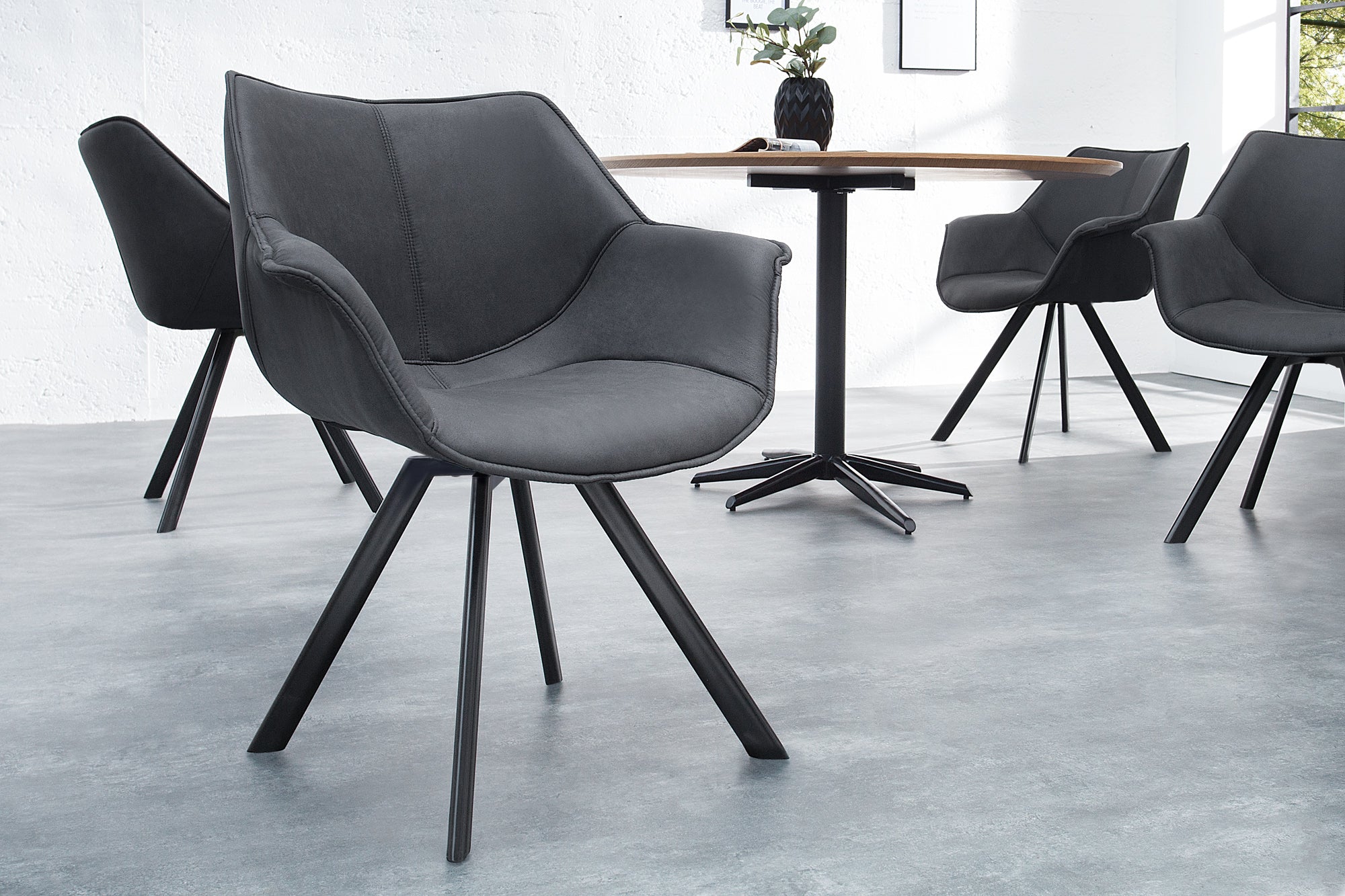 chaise-pivotante-the-dutch-retro-en-microfibre-gris-antique-avec-accoudoirs-design-moderne_44068 (inv)