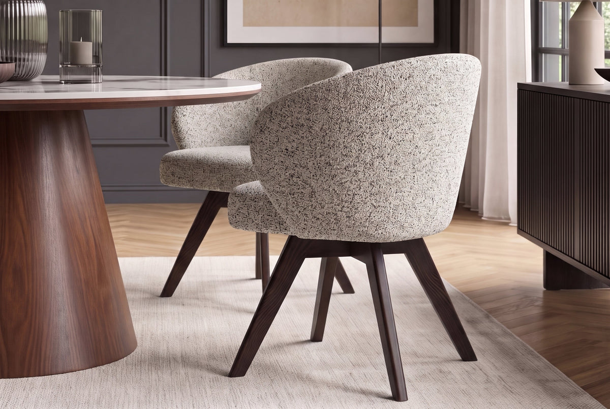 Chaise pivotante WALKÜRE beige bois de chêne avec ressorts ensachés et accoudoir noyer