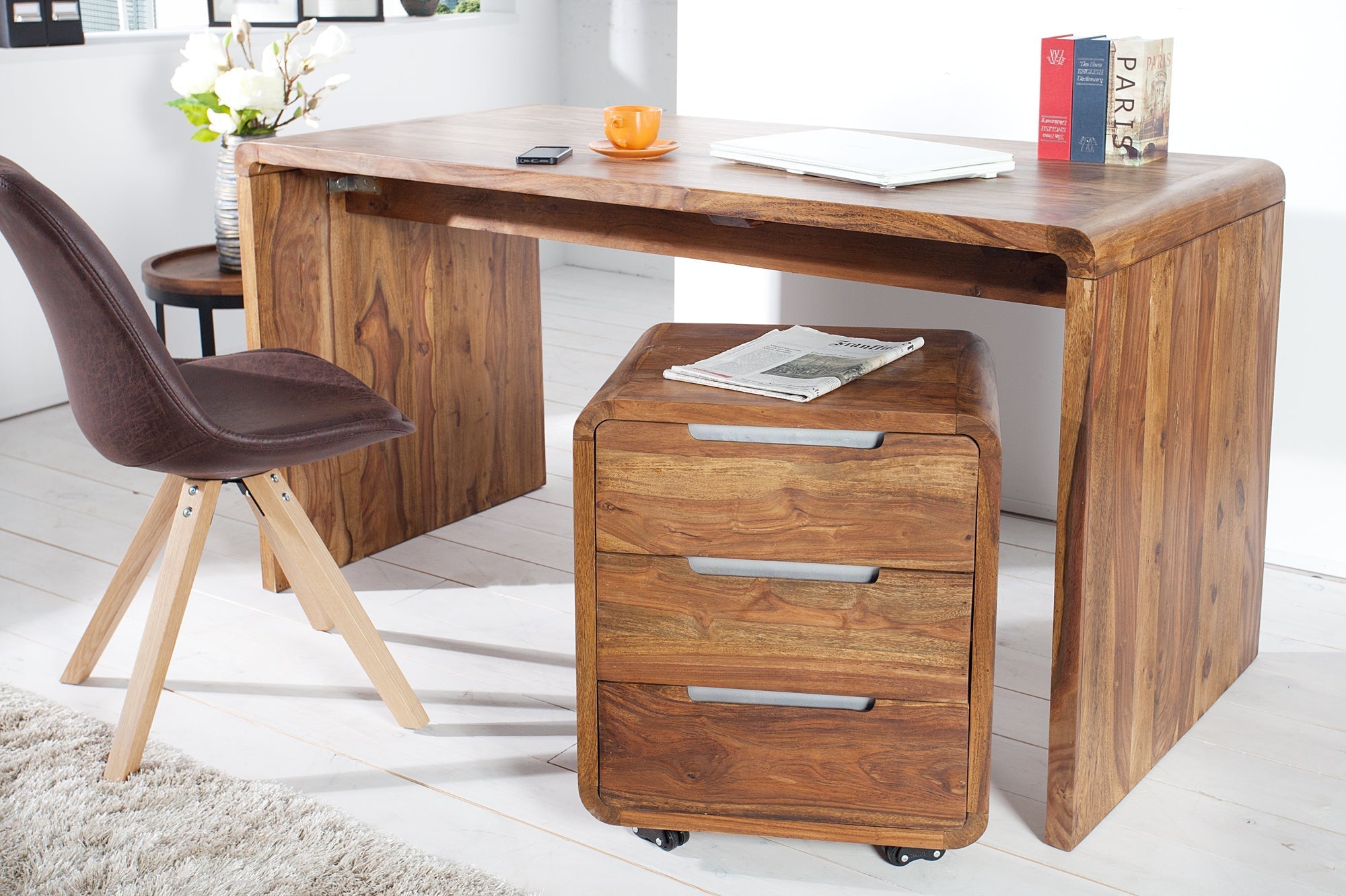 Conteneur roulant solide CUBUS 60cm bois de sheesham marron finition pierre trois tiroirs