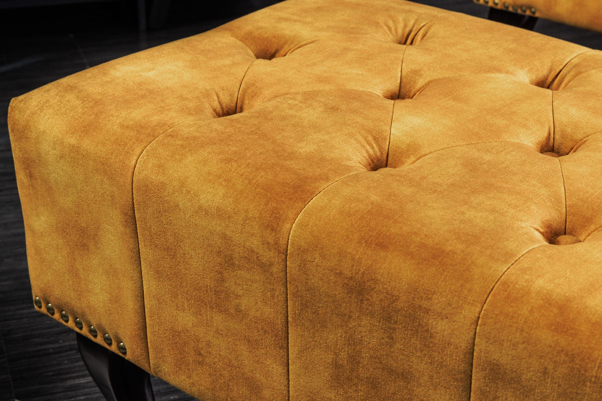 Design repose-pieds CHESTERFIELD 80cm jaune moutarde velours boutonnage clous décoratifs