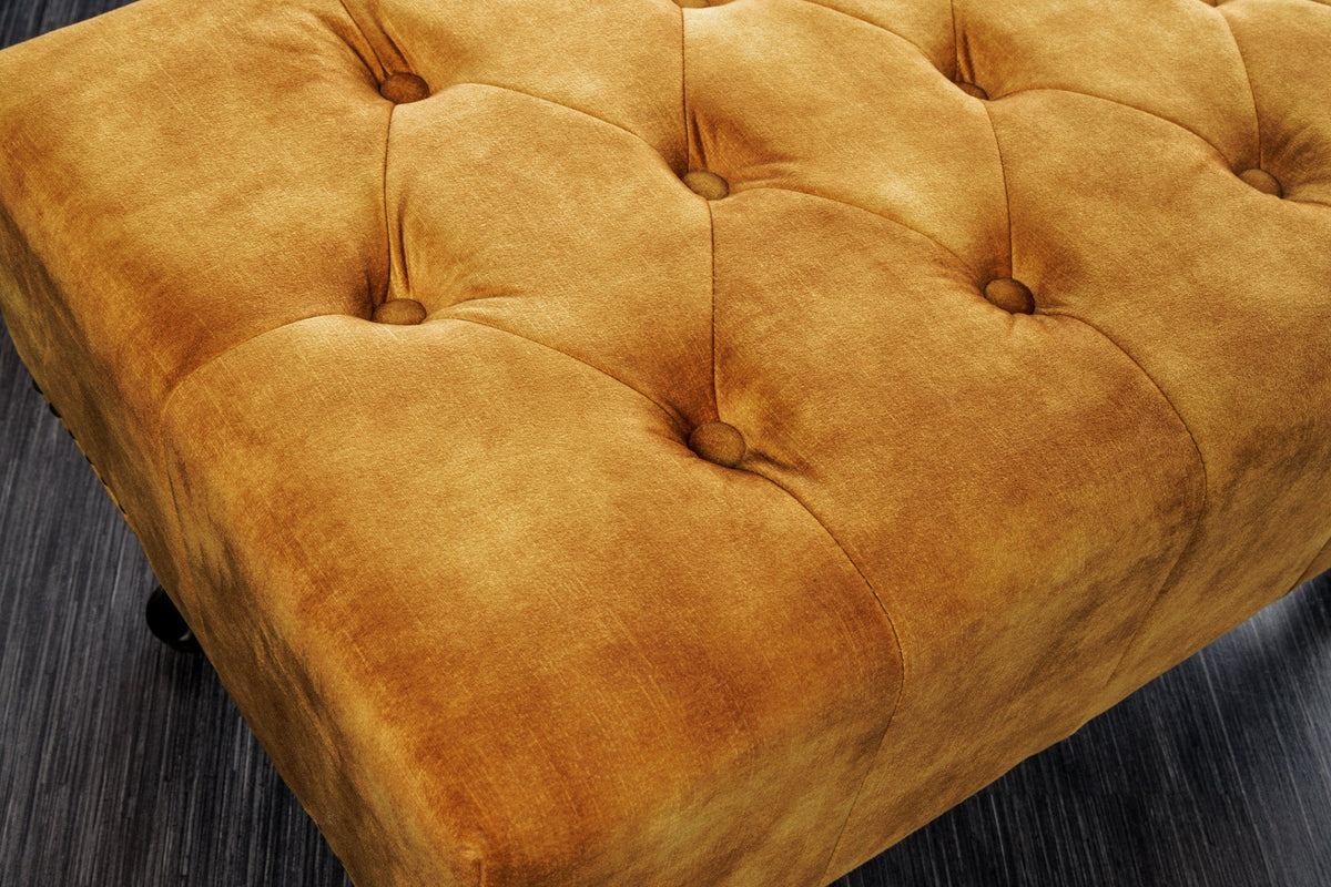 Design repose-pieds CHESTERFIELD 80cm jaune moutarde velours boutonnage clous décoratifs