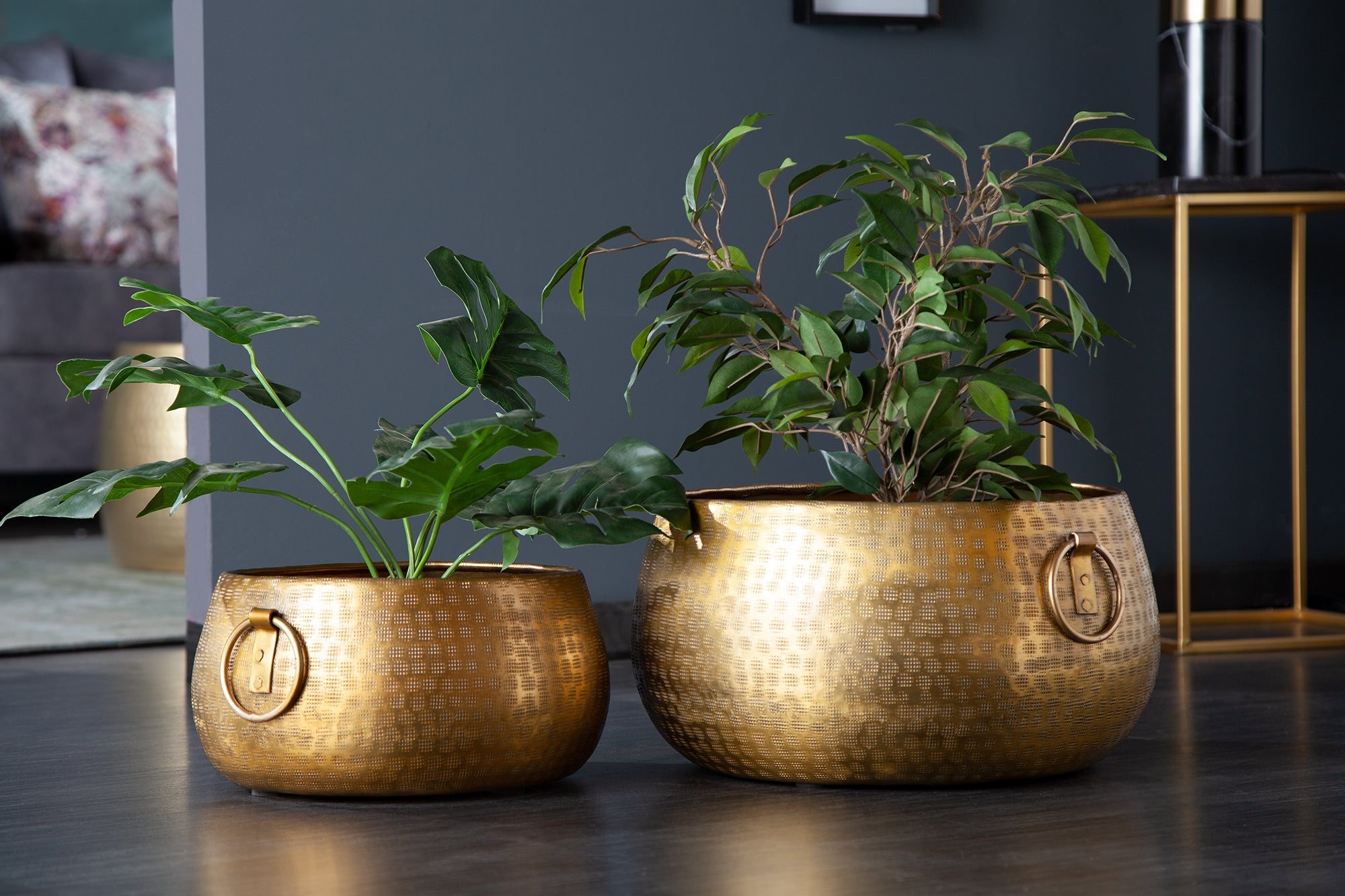 Ensemble de 2 bols fabriqués à la main Pot de fleur en or ORIENT au design martelé