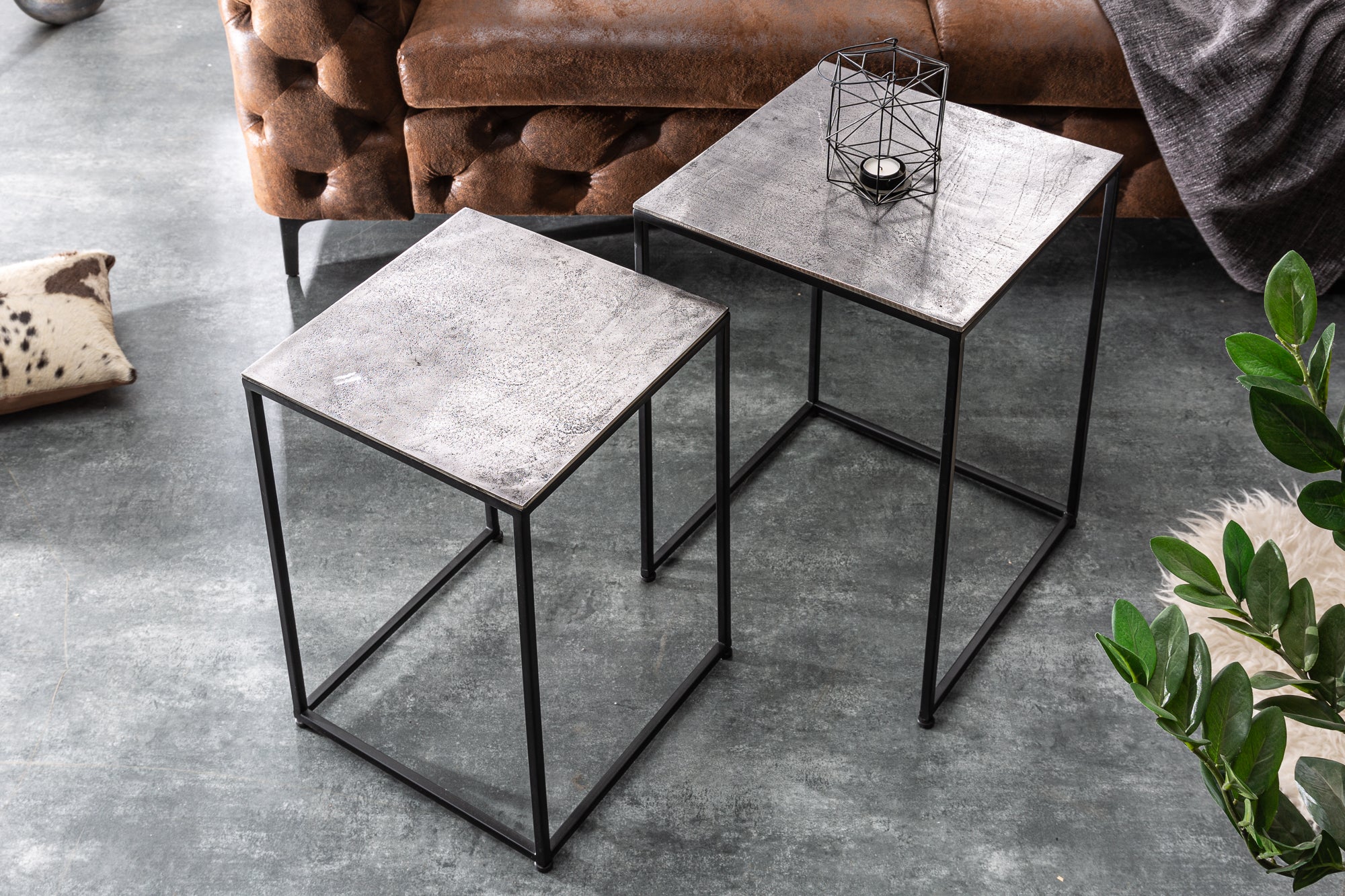Juego de 2 mesas auxiliares hechas a mano ELEMENTS 40 cm mesa de centro negro plata