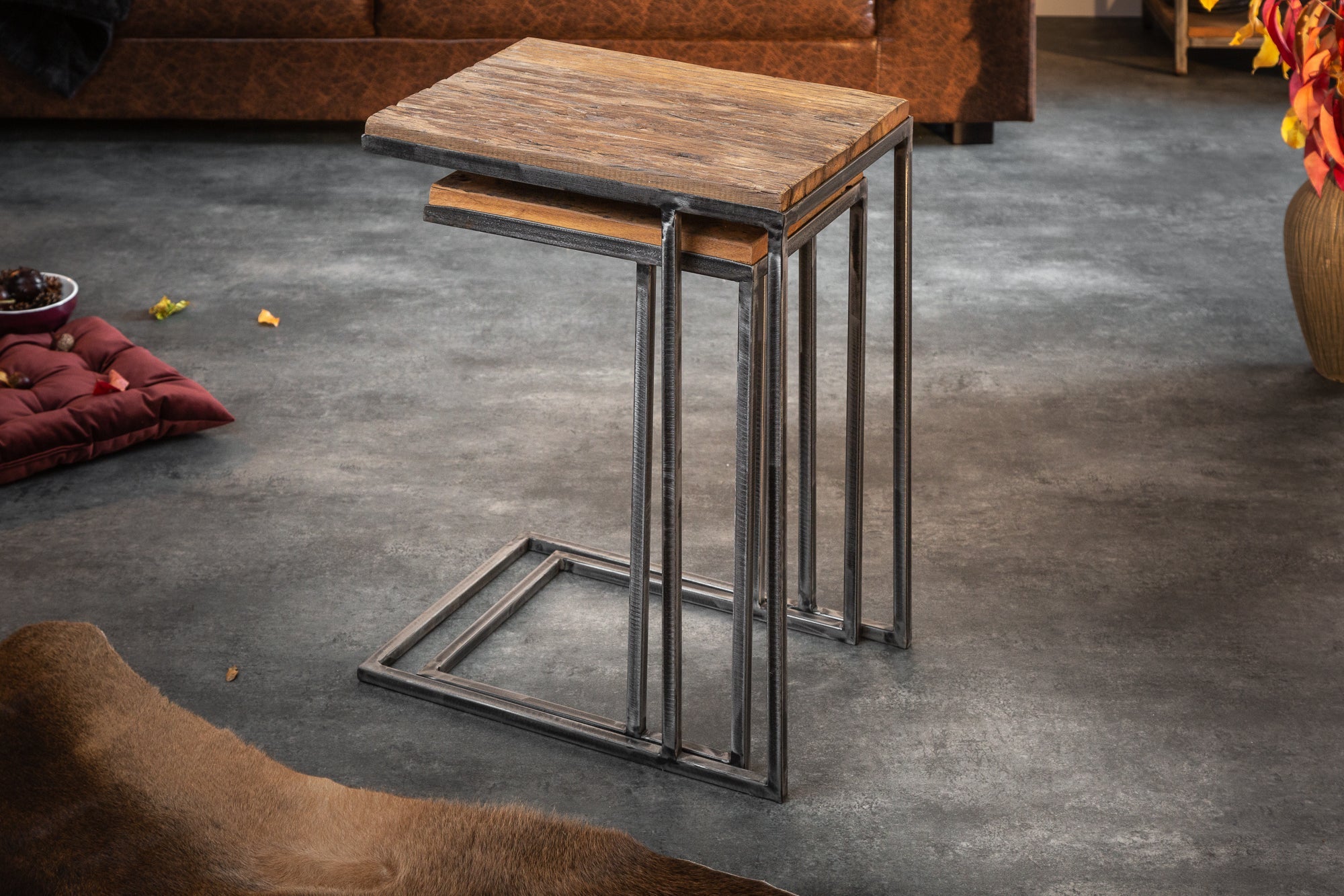 ensemble-de-2-tables-dappoint-industrielles-barracuda-45-cm-en-bois-massif-salholz-avec-structure-en-metal-flechi_39593 (inv)