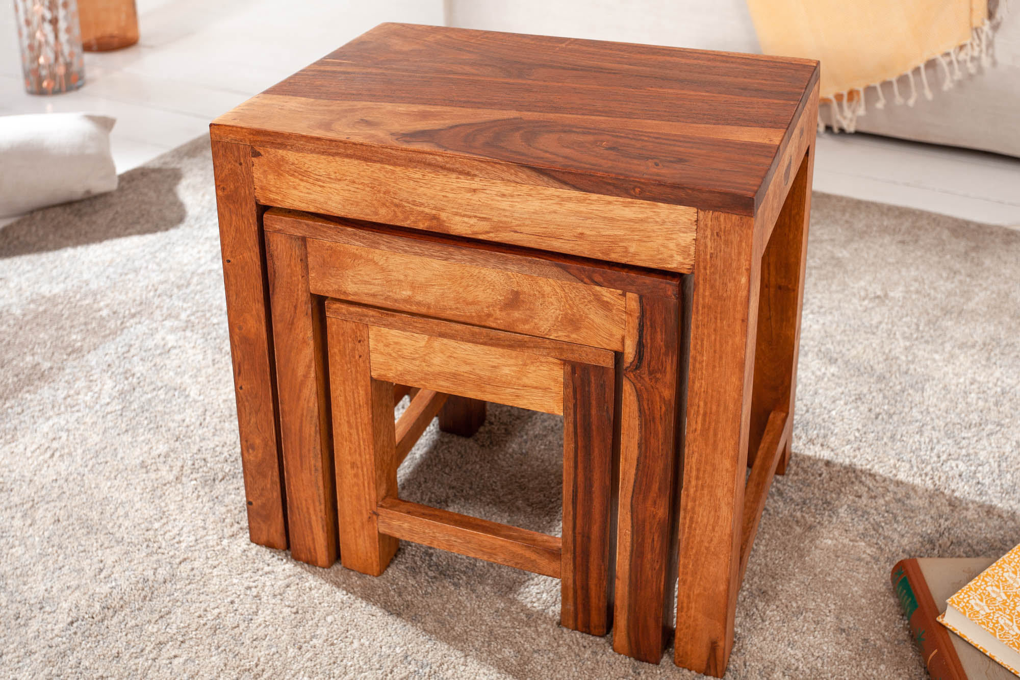 Lote de 3 mesas auxiliares de madera maciza MONSOON, 45 cm Mesa de centro acabado piedra Sheesham marrón