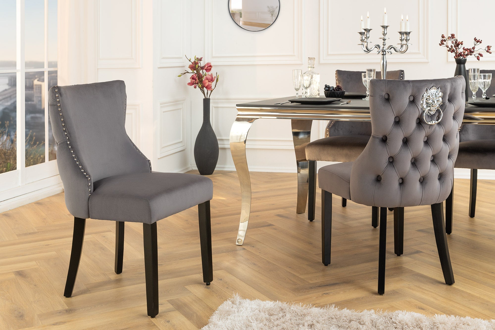 Lote de 2x sillones Chesterfield CASTLE DELUXE de terciopelo gris con remaches de cabeza de león